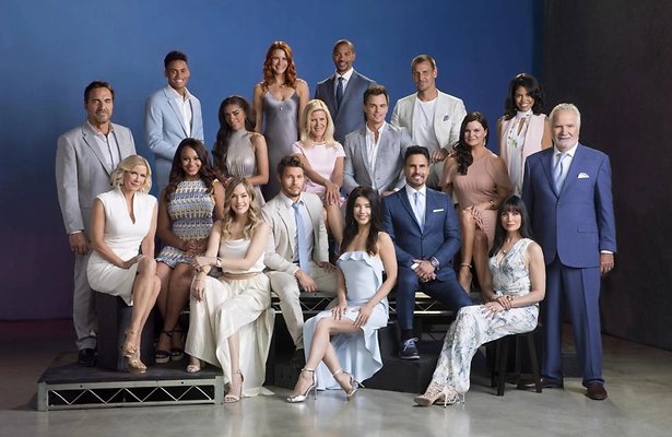 The Bold maakt opnames coronaproof met opblaaspoppen